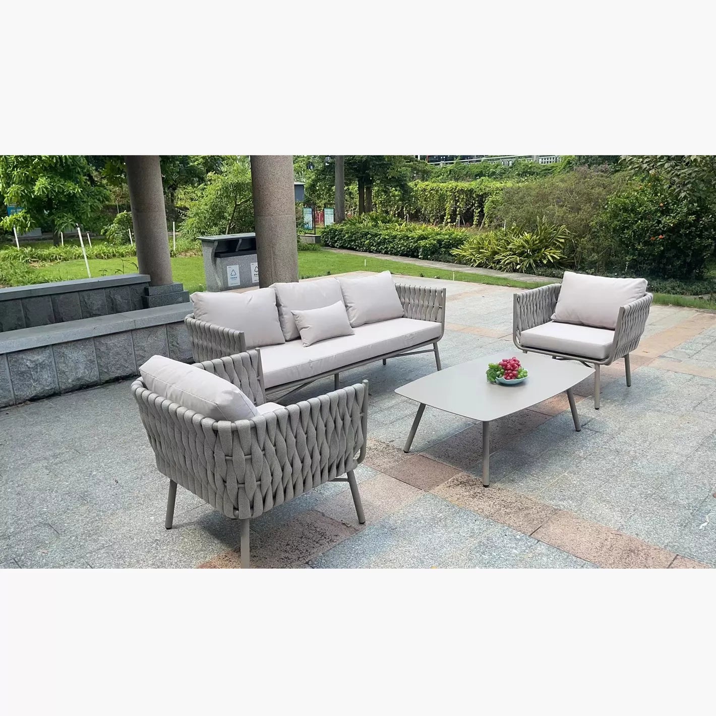 Swin 5-Sitzer-Gartensofa-Set mit Tisch