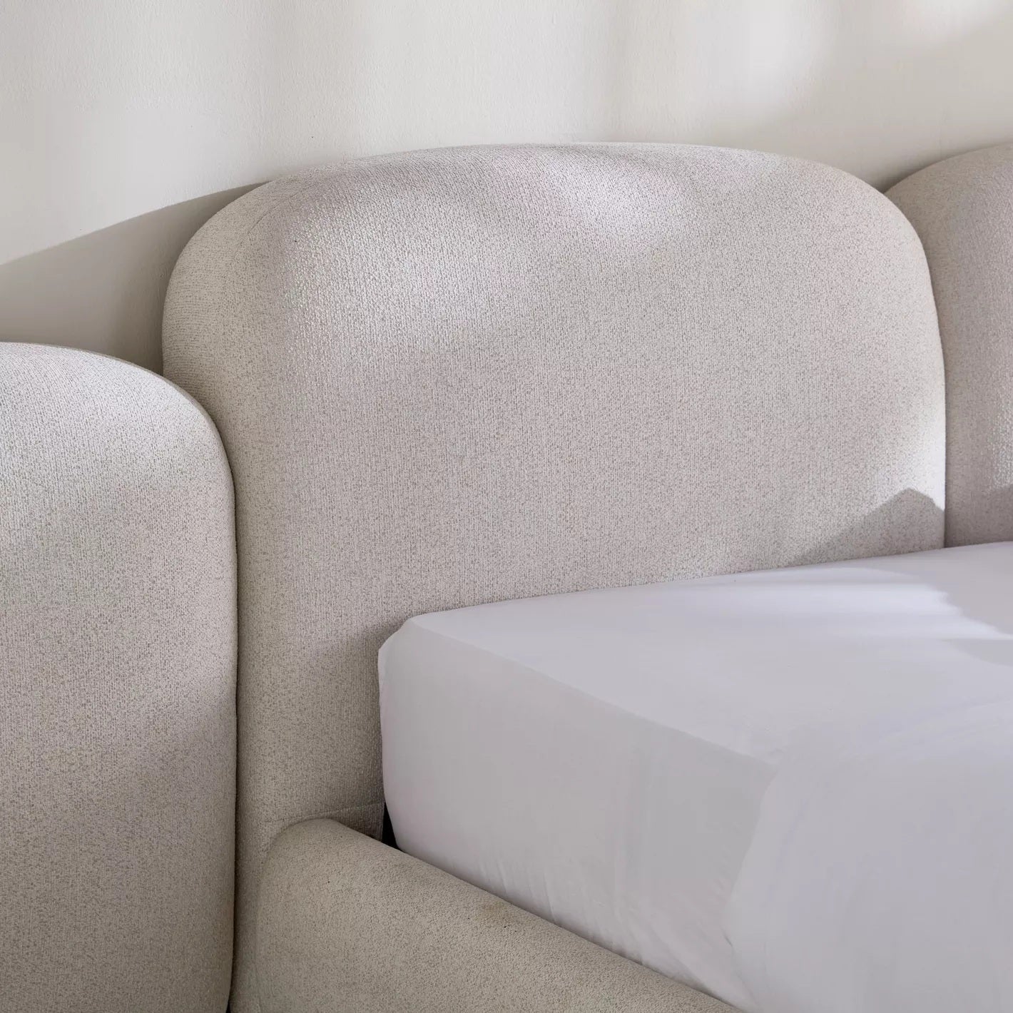 Pebble King Bett – 180 × 200 cm