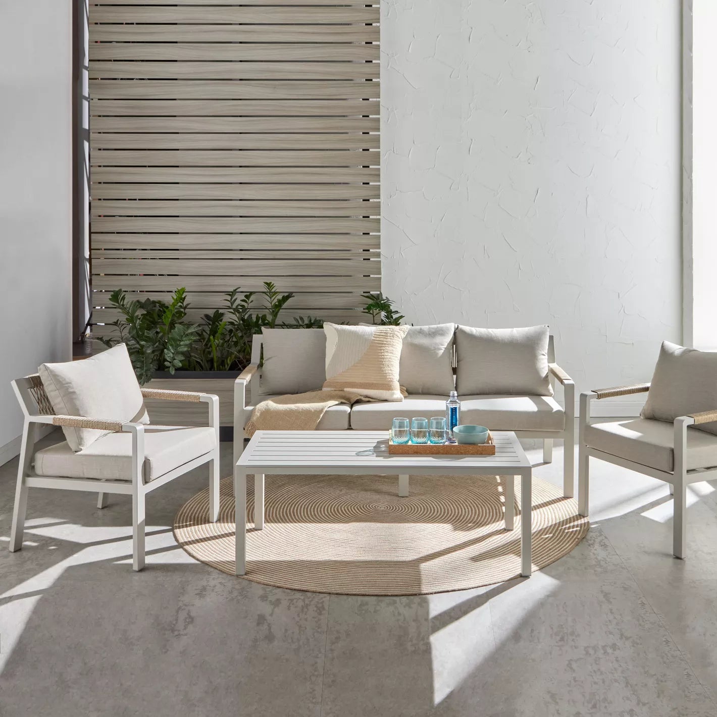 Melita 5-Sitzer-Lounge-Set für den Außenbereich mit Tisch