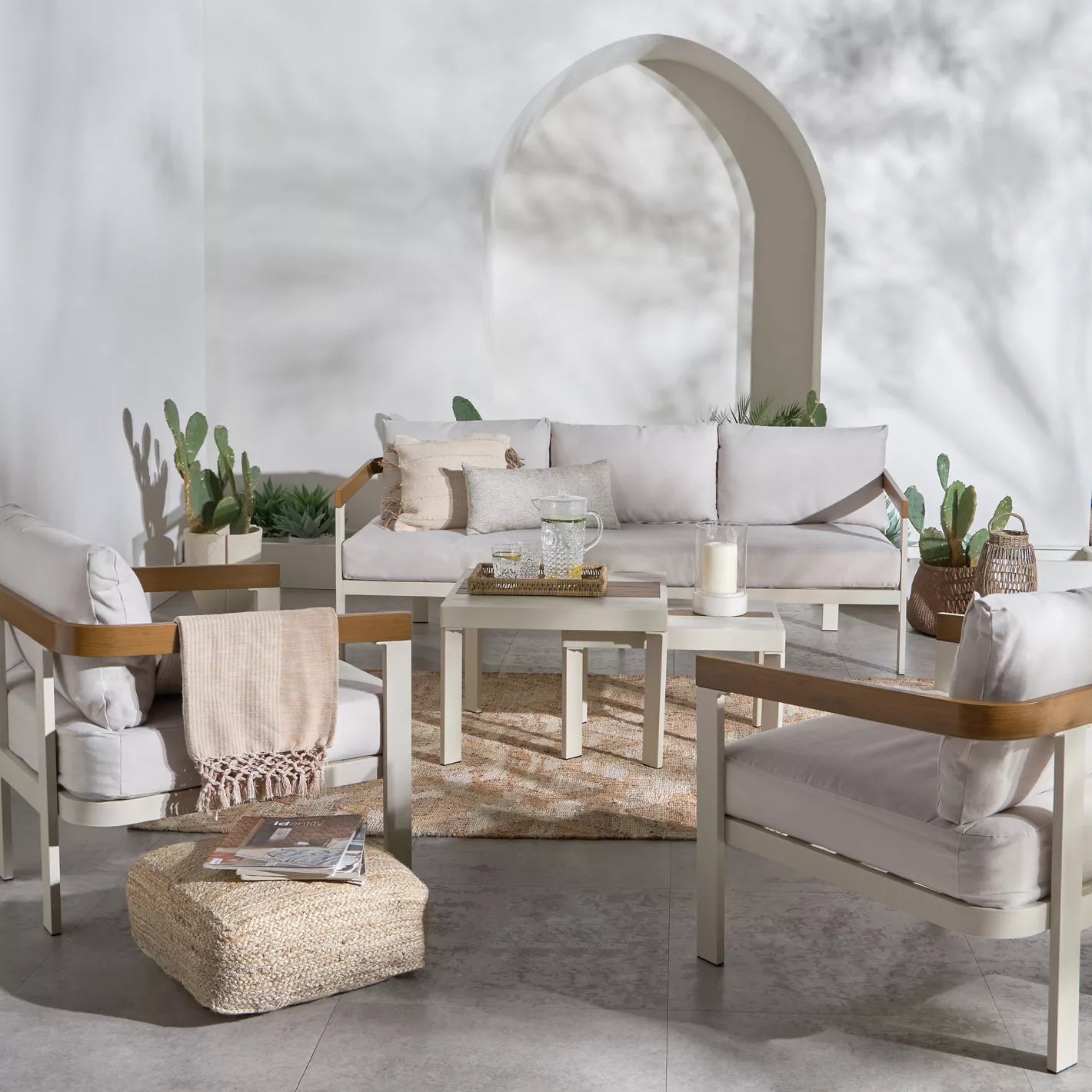 Island 5-Sitzer-Outdoor-Lounge-Set mit Tisch